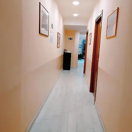 Otel Everest 2*