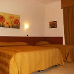 Everest Hotel Roma