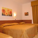 Everest 2* Roma