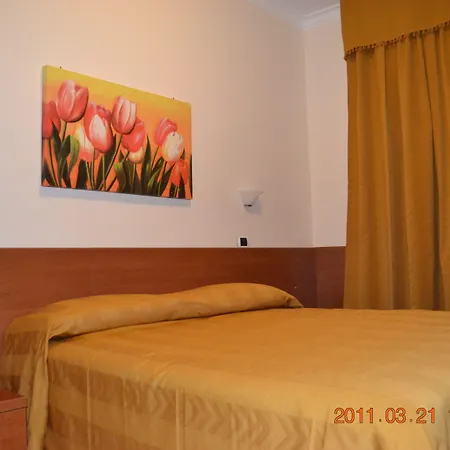 Hotel Everest 2*